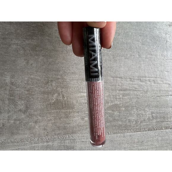 Shaina B Miami Lipgloss Besitos FULL SIZE 5.5ml NEW & Sealed Long Wear Hydrating - Picture 5 of 5